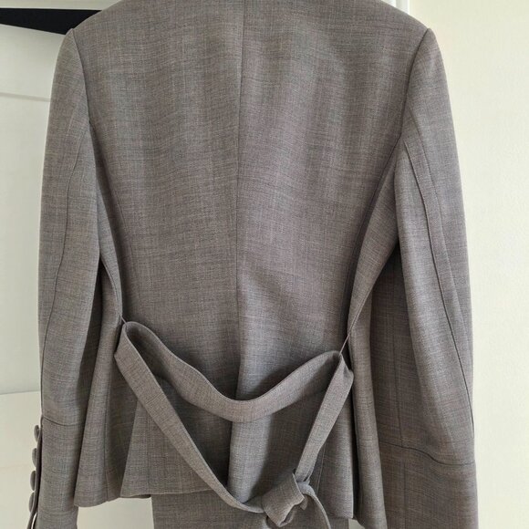 St. John Collection Suit - Picture 4 of 7